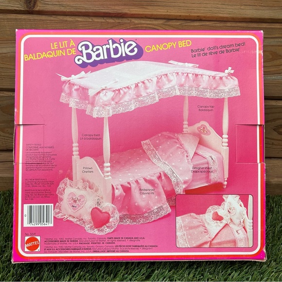 VINTAGE COLLECTIBLE BARBIE canopy bed BNWT - Picture 4 of 6